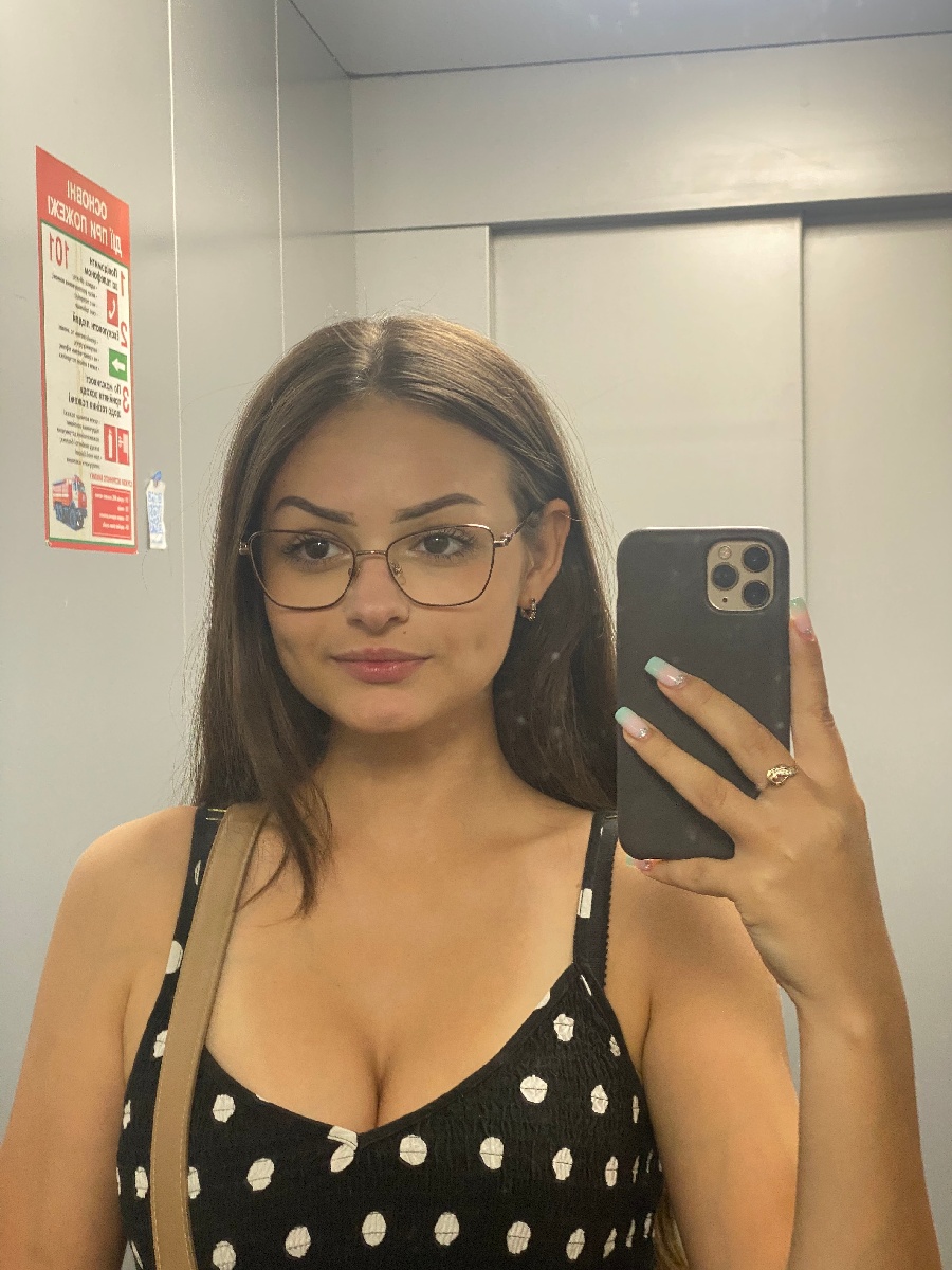 Sexy model Stacy in Pyongyang